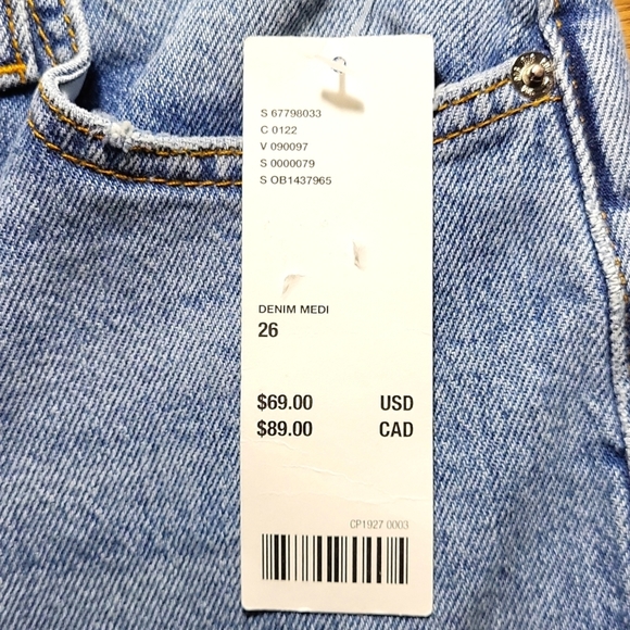 Urban Outfitters BDG Low Rise Flaired Jeans - Picture 6 of 6